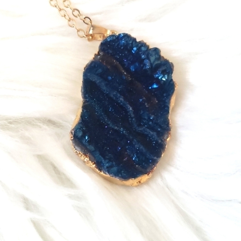 Avenue 9 gold tone necklace with reversable pendant